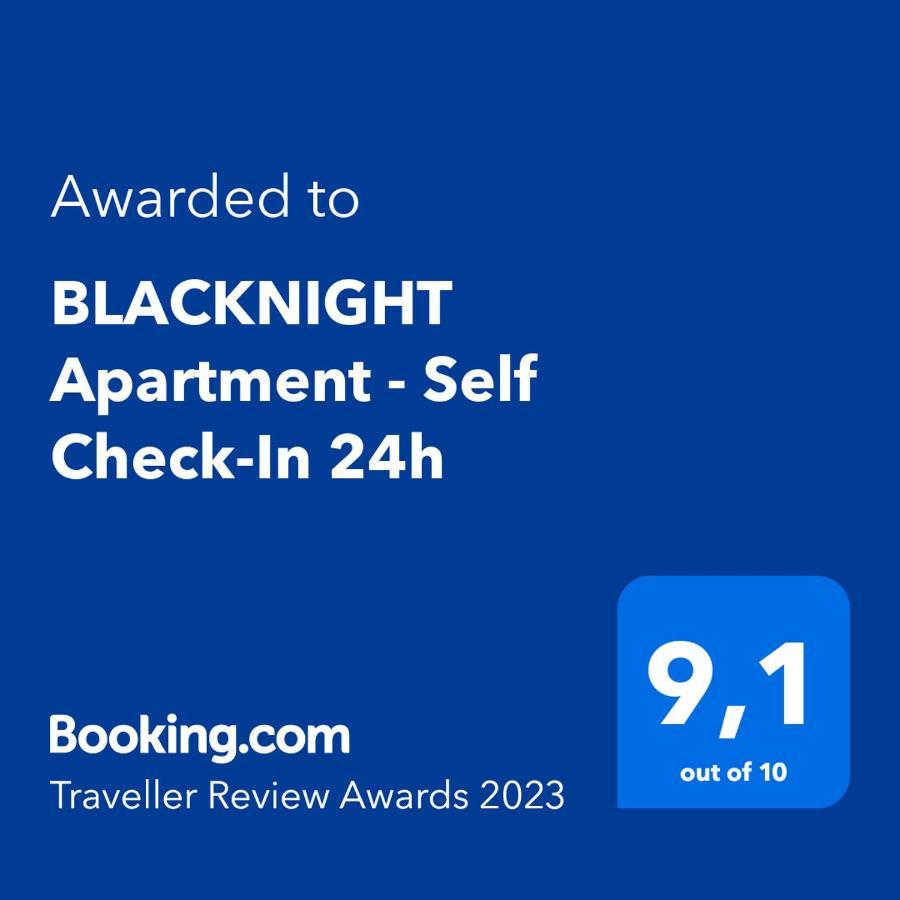 Blacknight Apartment - Self Check-In 24H Wrocław Eksteriør billede